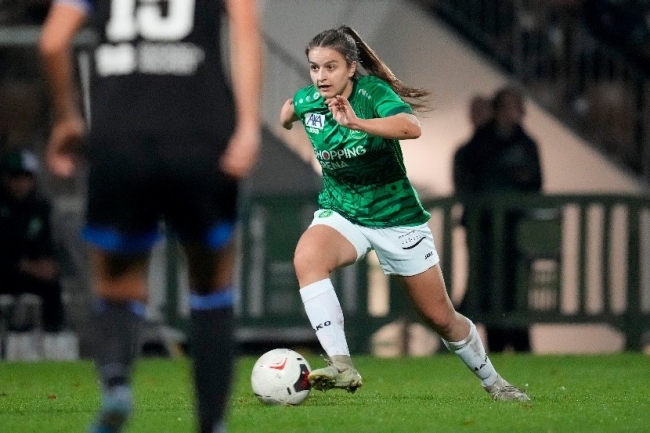 Katharina Risch w&auml;hrend eines Fussballspiels